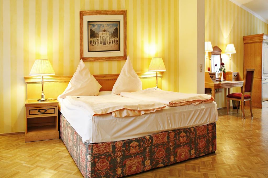 Weinhaus Woehler Hotel Schwerin  Kamer foto